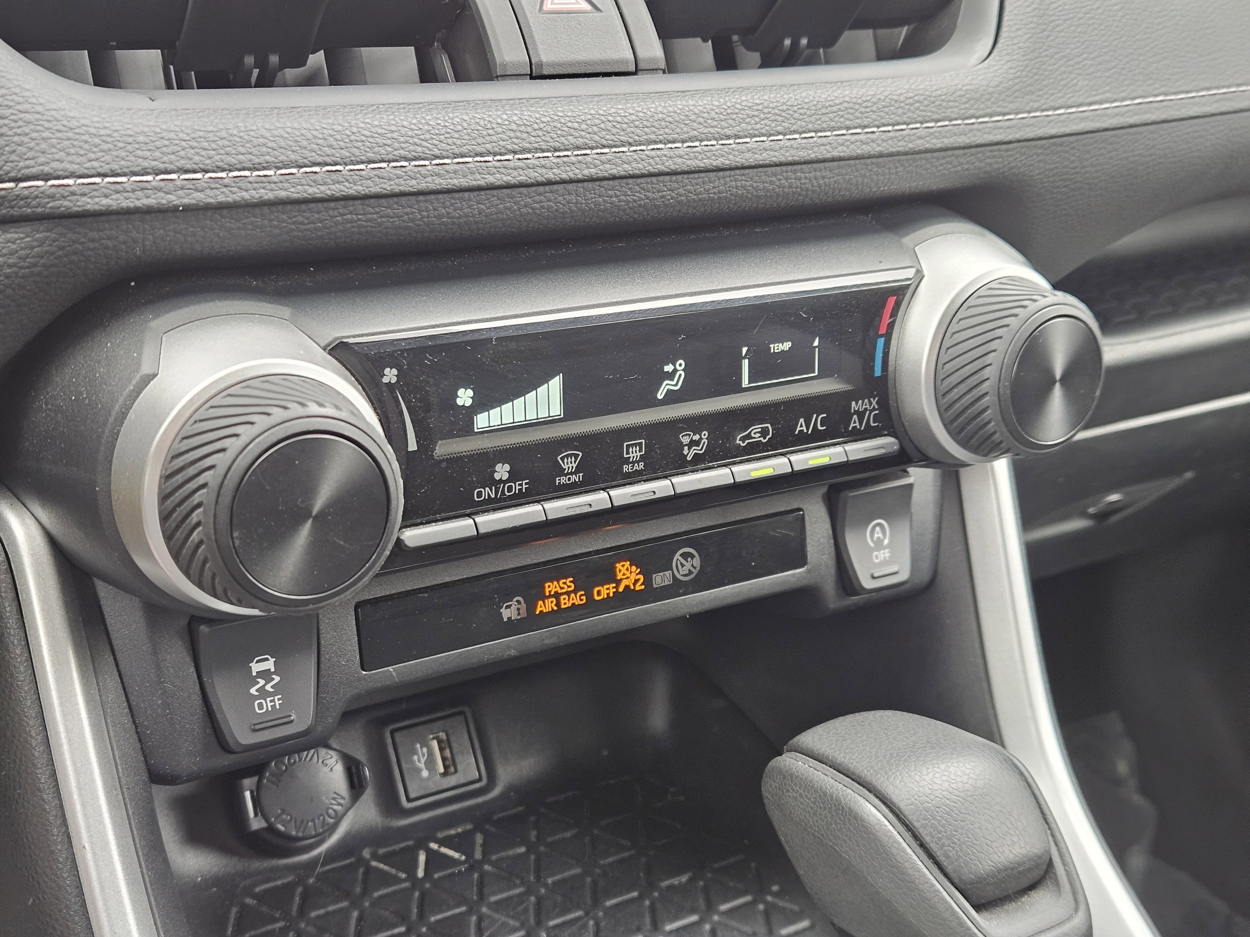 Used 2024  Toyota LE image 20