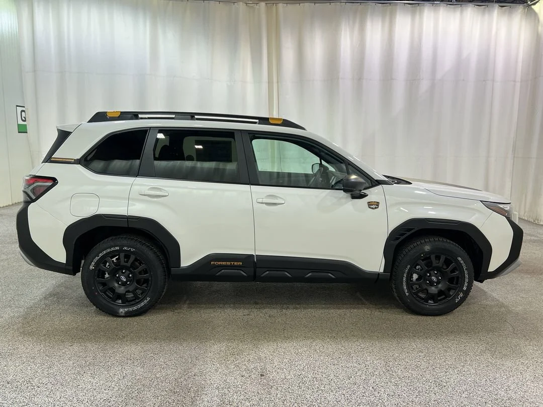 New 2026 Crystal White Pearl Subaru Wilderness image 5