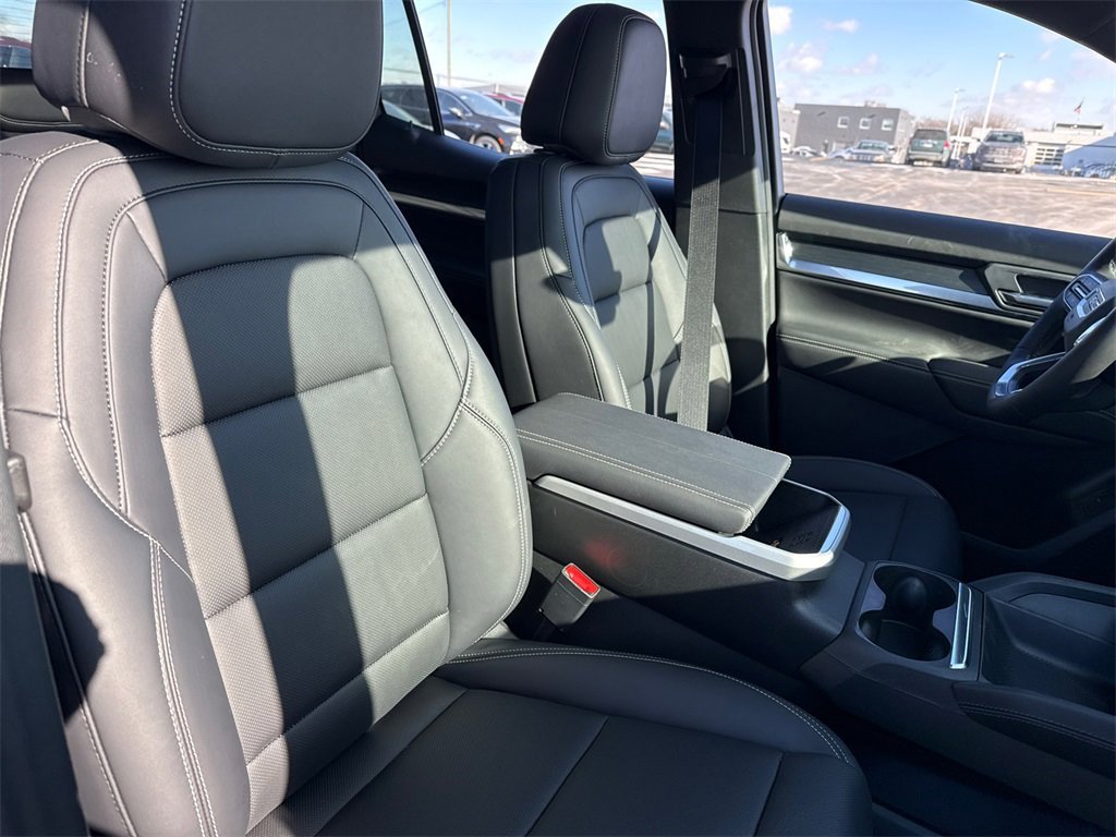 2026 GMC TERRAIN - Image 38