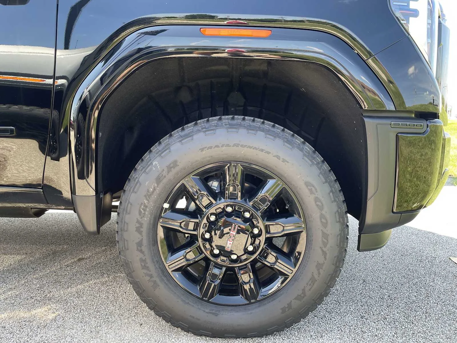2026 GMC Sierra 2500HD AT4 - Photo 35