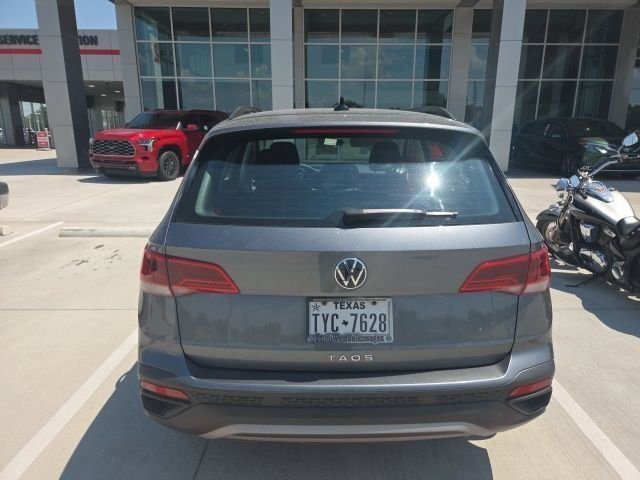 Used 2024 Gray Volkswagen 1.5T S image 5