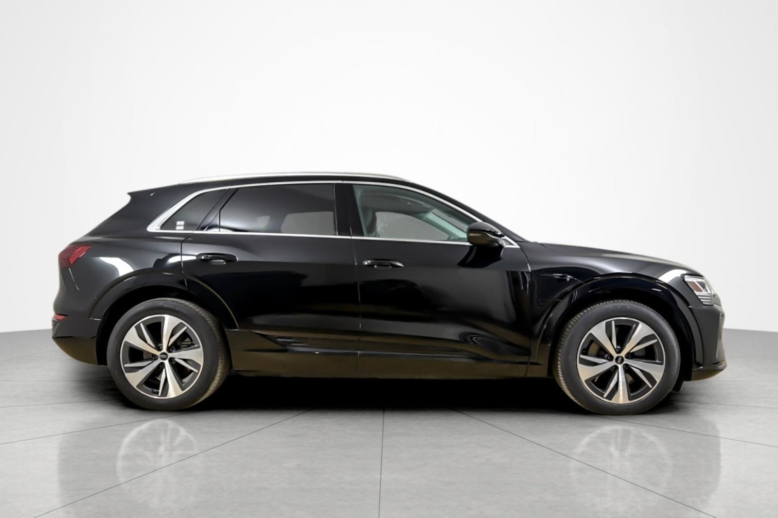 Used 2024 Mythos Black Metallic Audi Premium quattro image 6