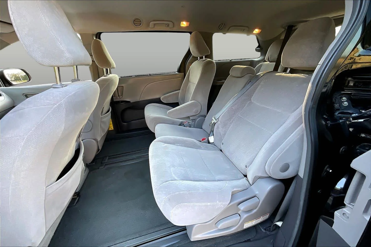 Used 2015 Attitude Black Toyota LE image 19