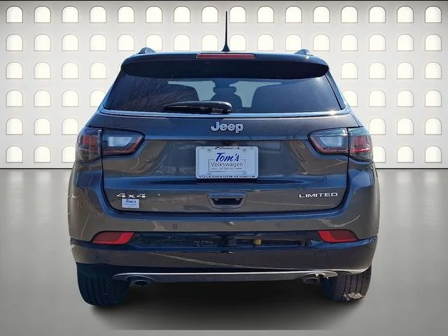 Used 2023 Gray Jeep Limited image 6