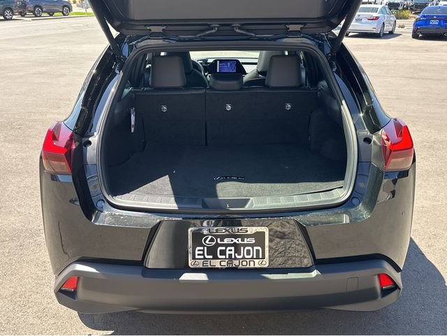 2026 Lexus UX Hybrid 300h - Photo 19