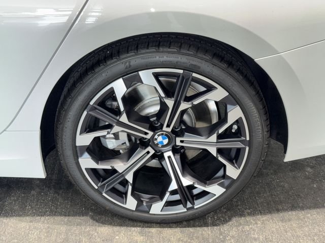 New 2026 Alpine White BMW 330i image 25