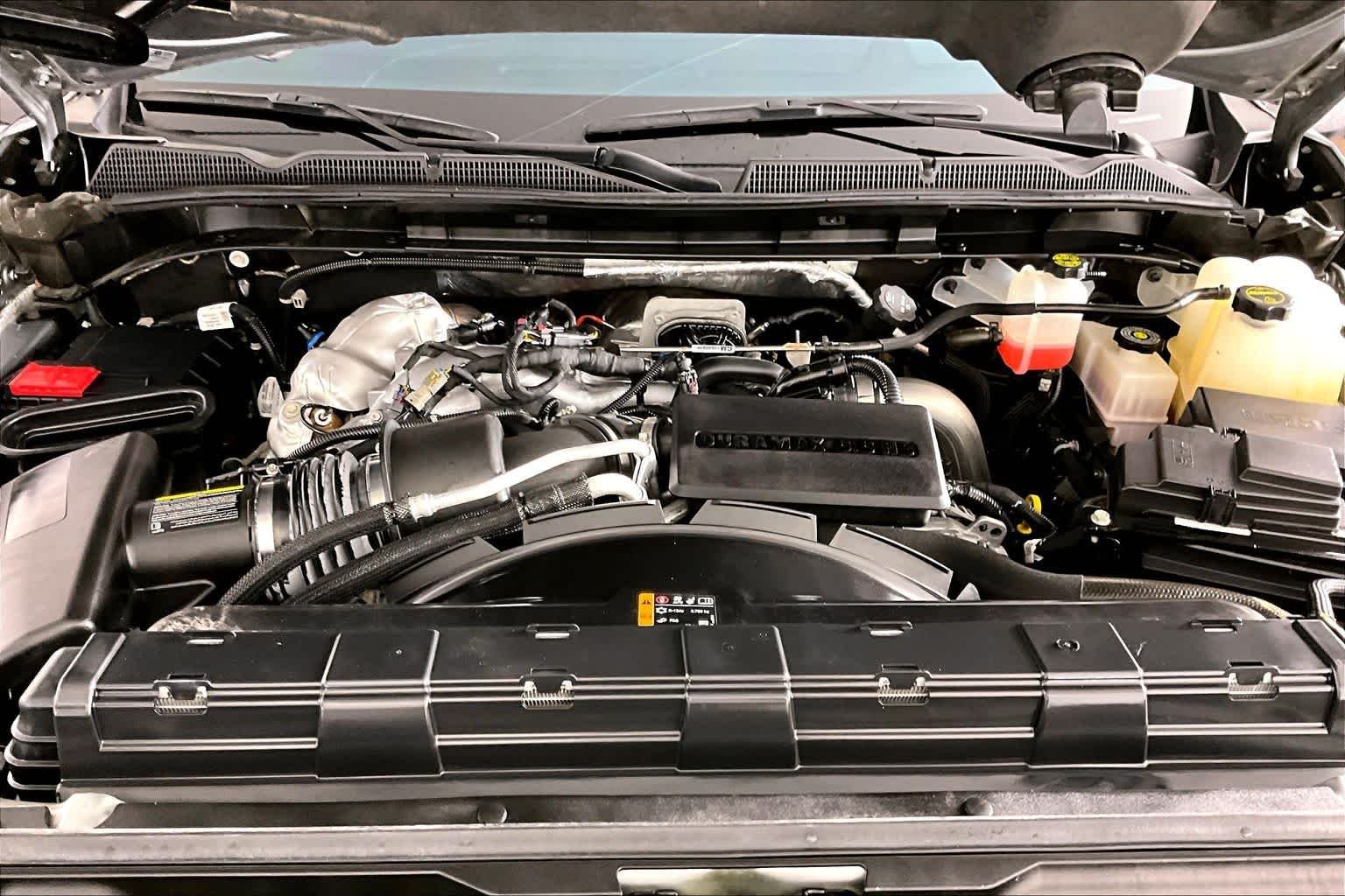 Used 2024 Sterling Metallic GMC Denali Ultimate image 29