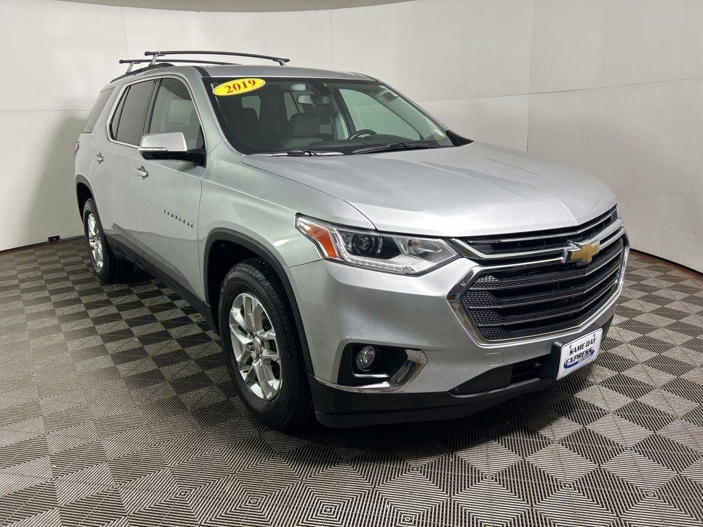 Used 2019 Silver Ice Metallic Chevrolet LT image 4