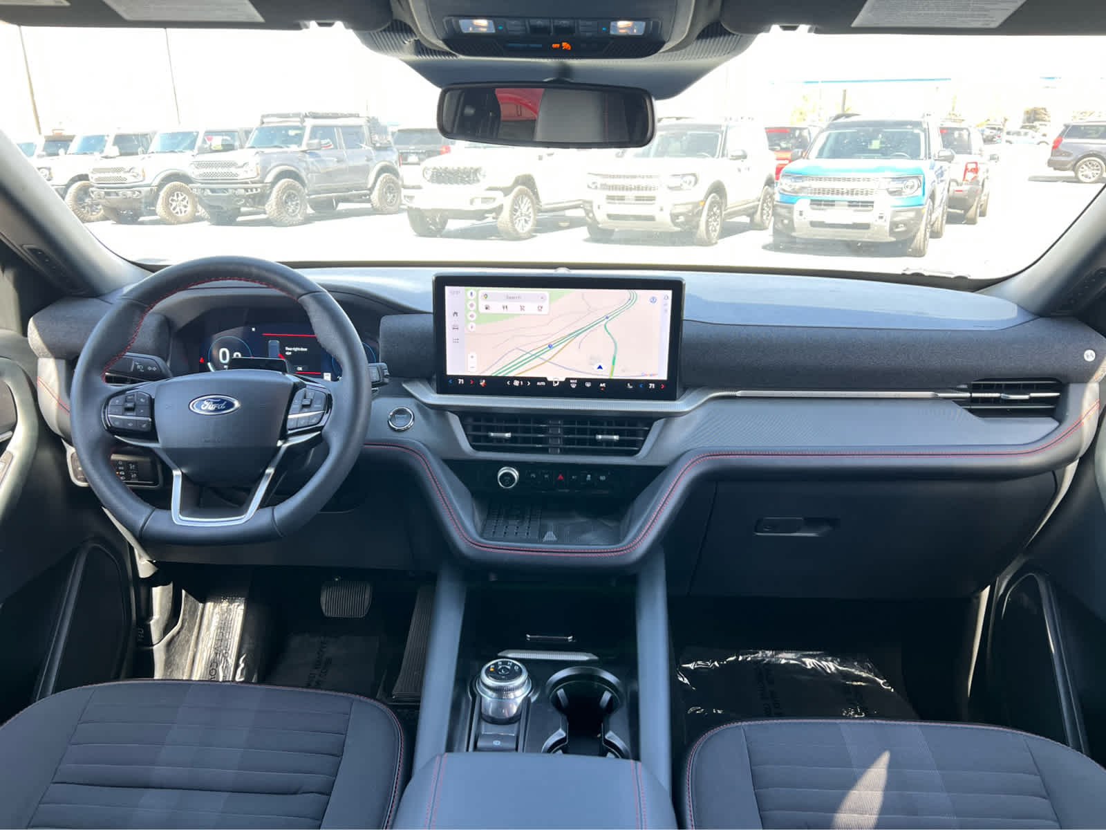 2025 Ford Explorer ST-LINE - Photo 26