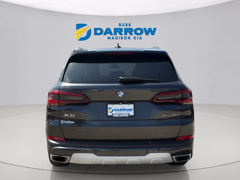 Used 2022 Dark Graphite Metallic BMW xDrive45e image 4