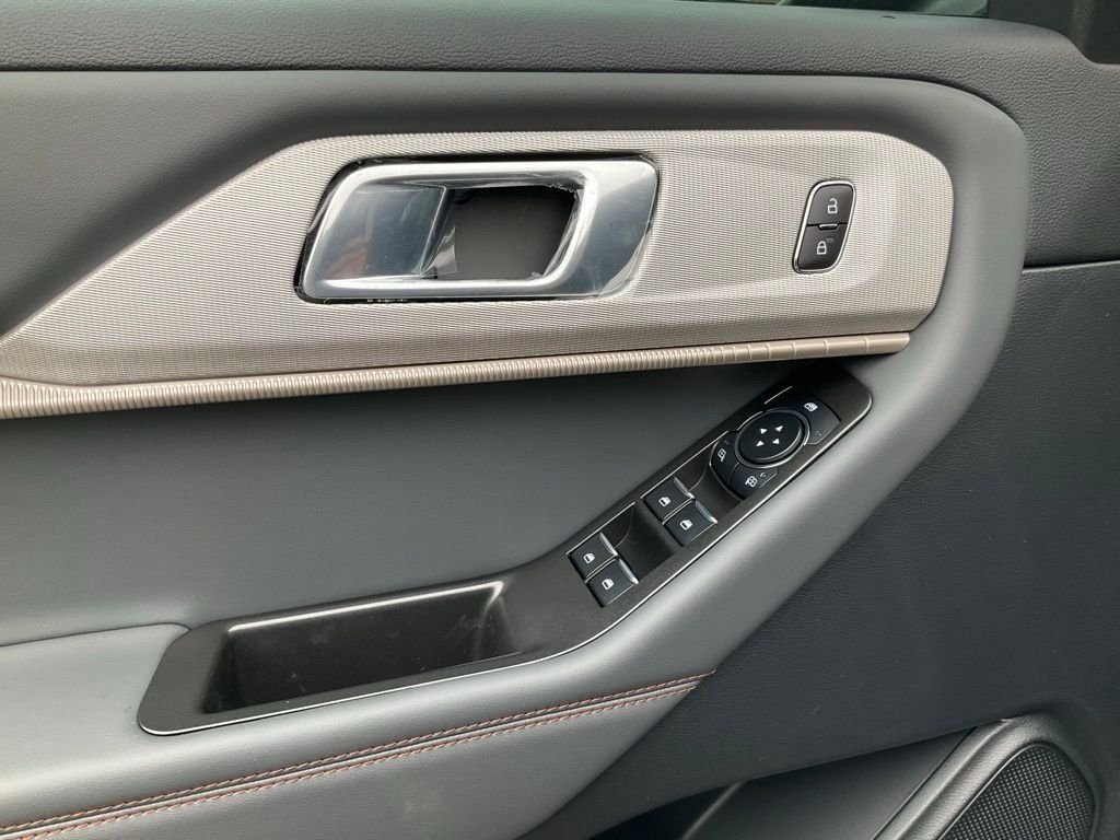 New 2026 Carbonized Gray Metallic Ford Active image 10