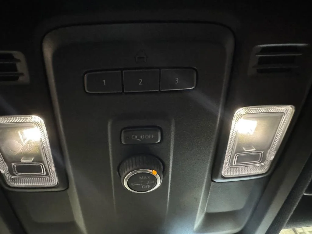 2023 Chevrolet Suburban Z71 - Photo 35