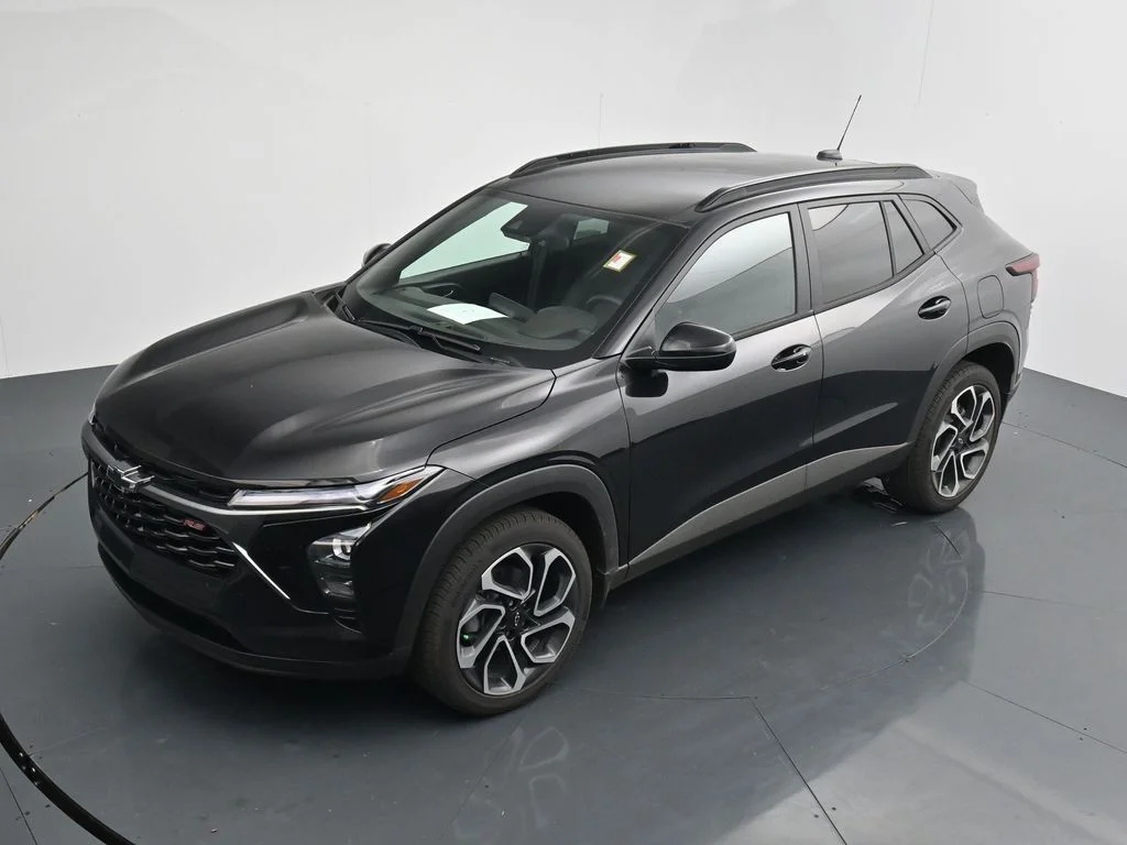 Used 2025 Black Chevrolet 2RS image 24