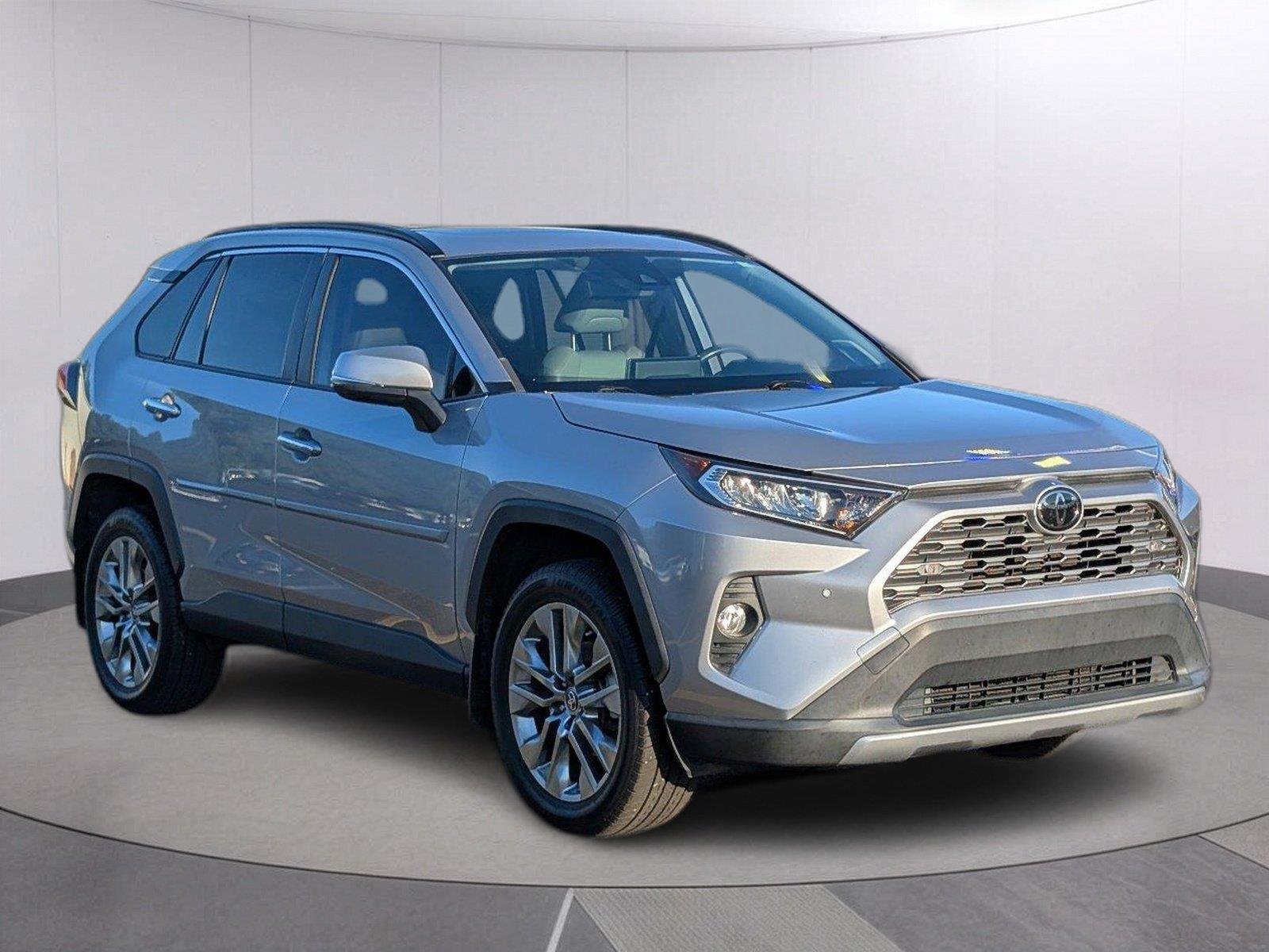 Used 2020 Silver Sky Metallic Toyota Limited image 9