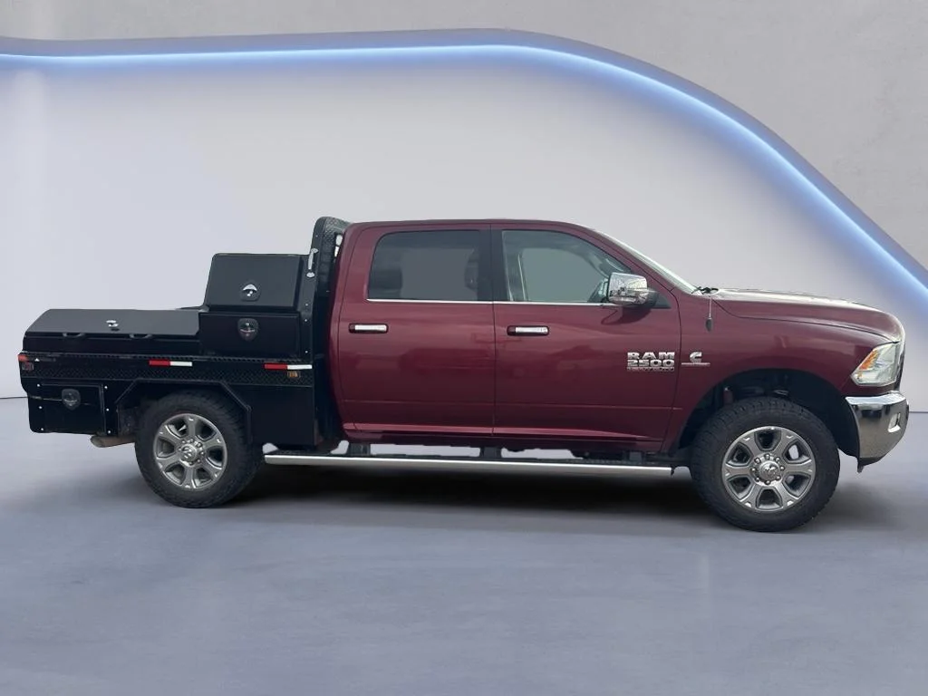 Used 2018 Delmonico Red Pearlcoat Ram Big Horn image 5