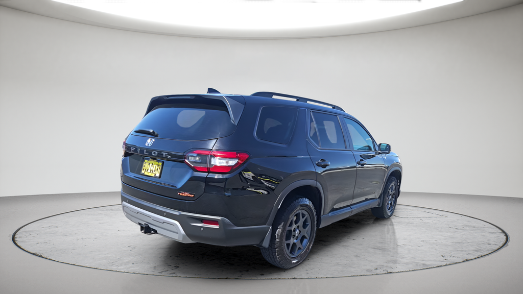 Certified Used 2025 Black Honda TrailSport image 5