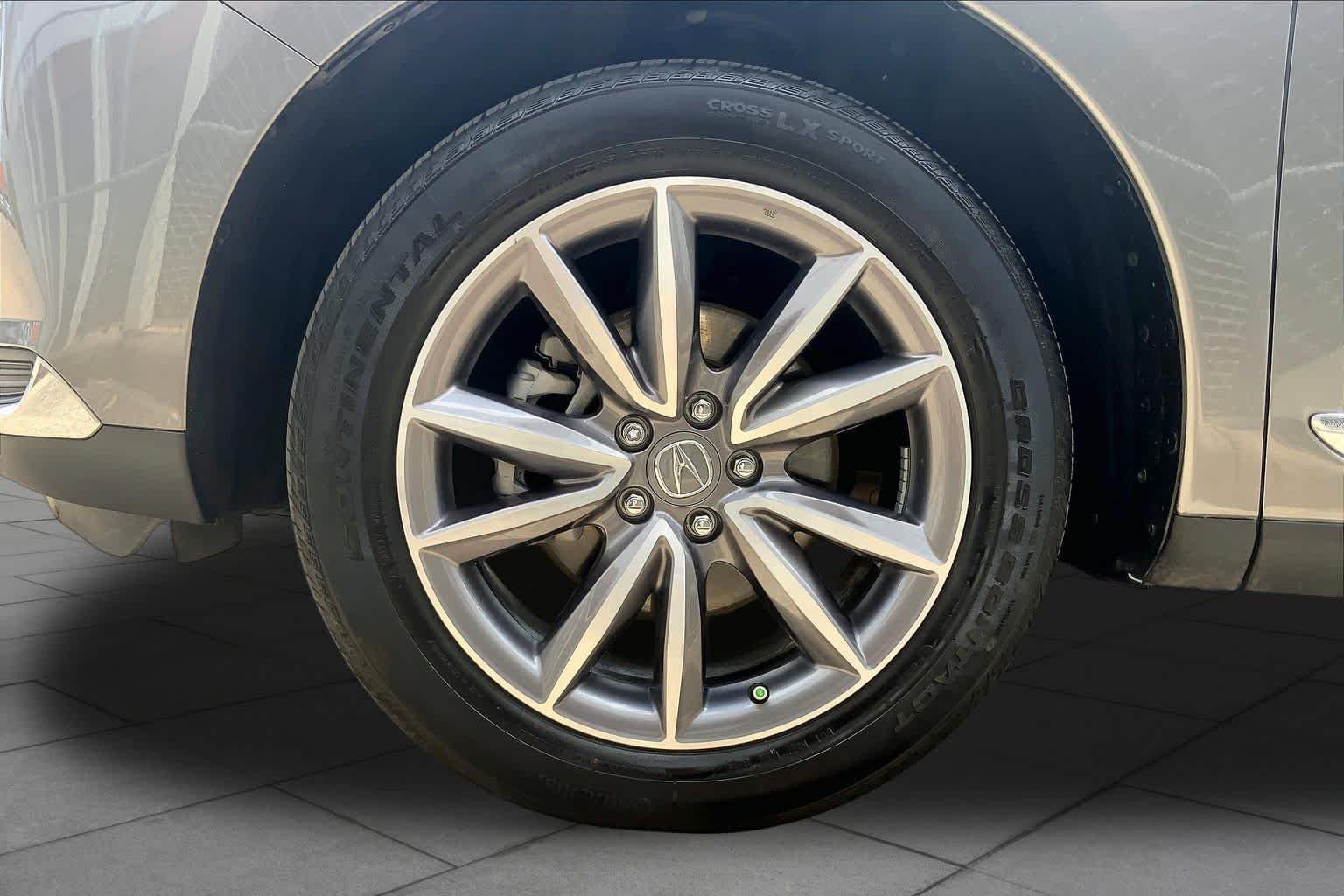 Used 2023 Liquid Carbon Metallic Acura w/Technology Package image 10