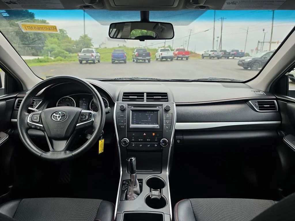 Used 2017 Black Toyota SE image 15