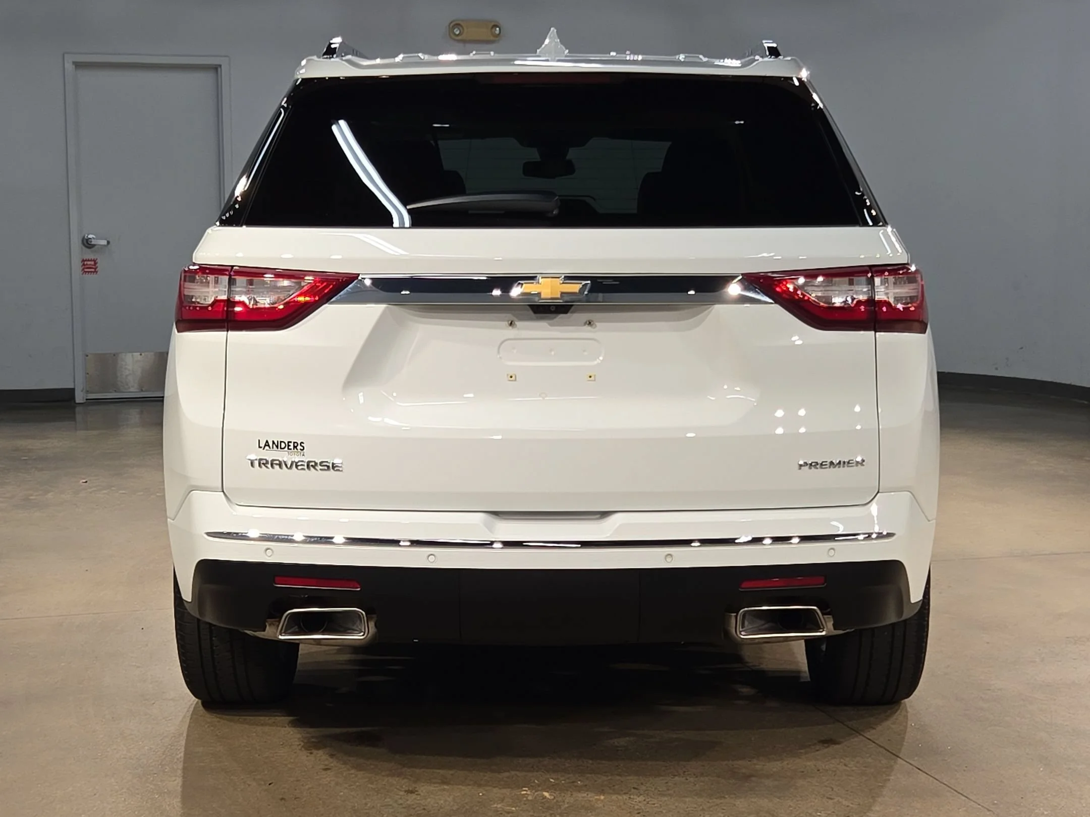 Used 2019 Summit White Chevrolet Premier image 6