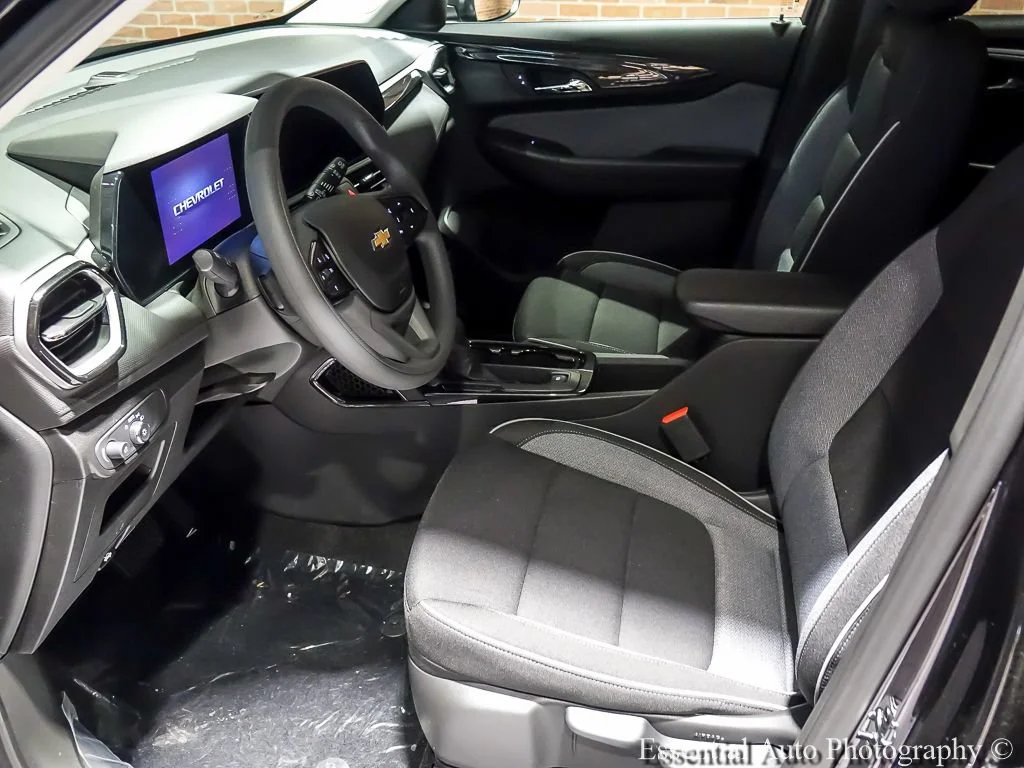 2026 Chevrolet Trailblazer LS - Photo 9