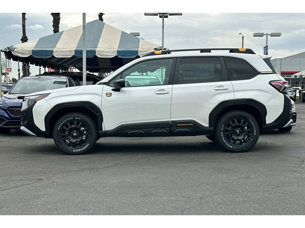 New 2026 CRYSTAL WHITE PEARL Subaru Wilderness image 7