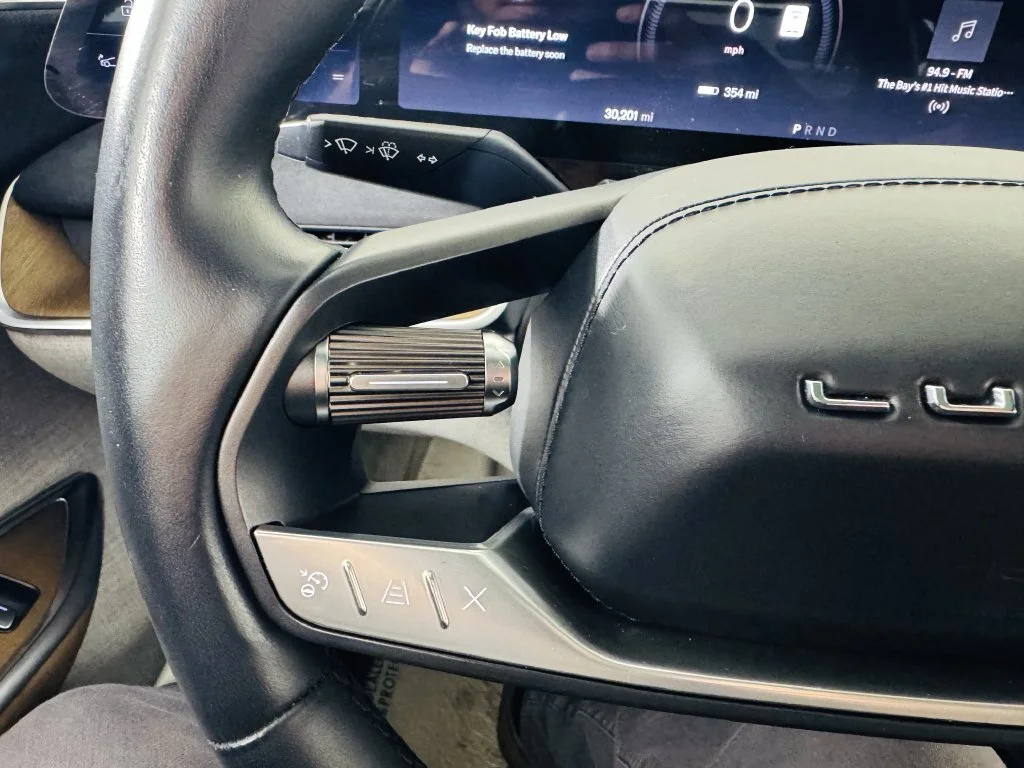 Used 2022 Black Lucid Grand Touring image 11