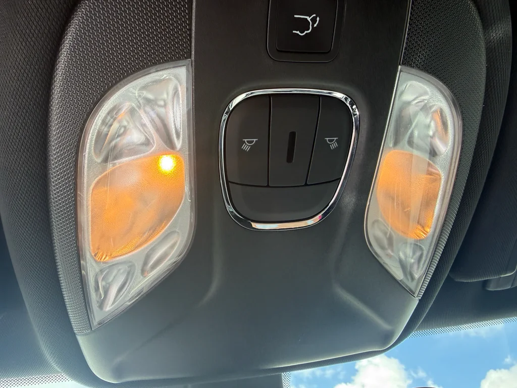 2023 Jeep Compass Limited - Photo 18