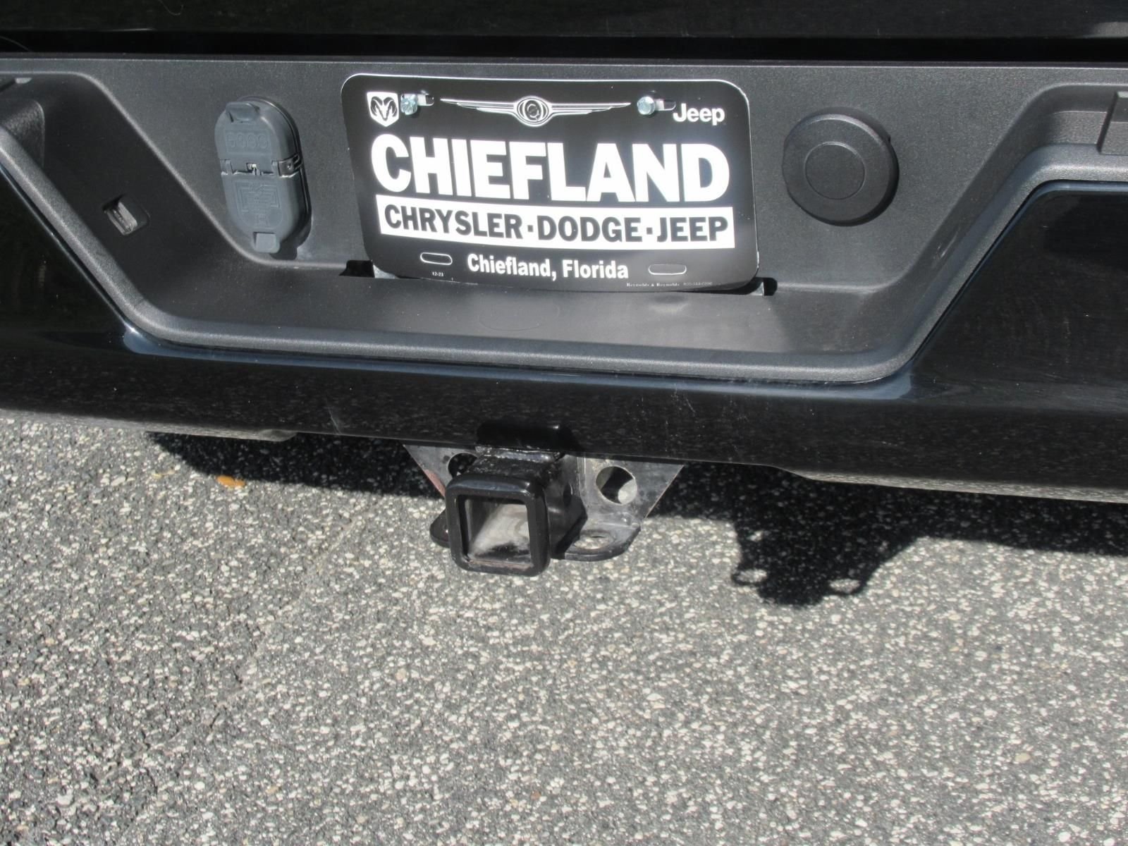 Used 2022 Black Chevrolet Custom image 30
