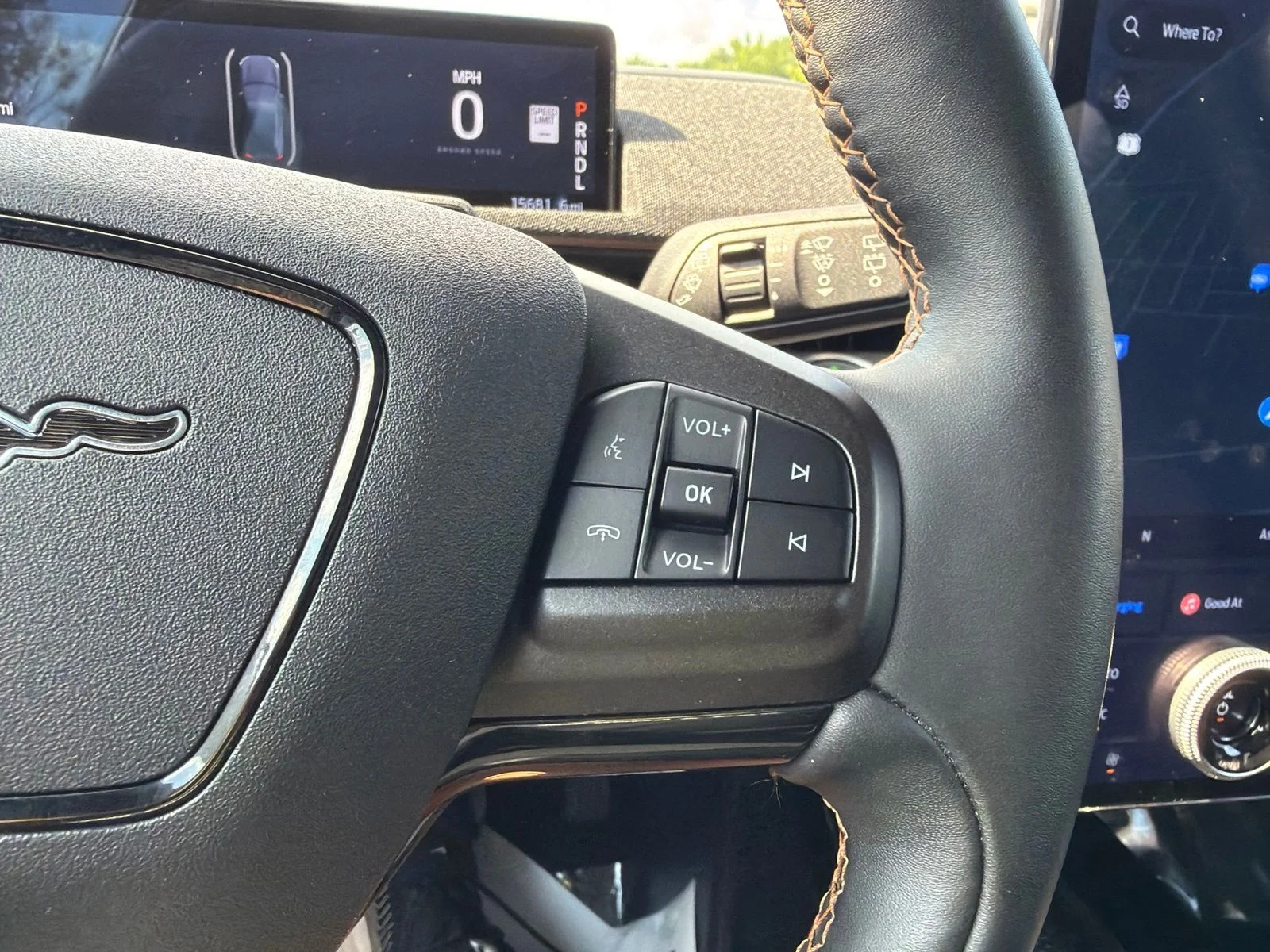 Used 2023 Red Ford GT image 31
