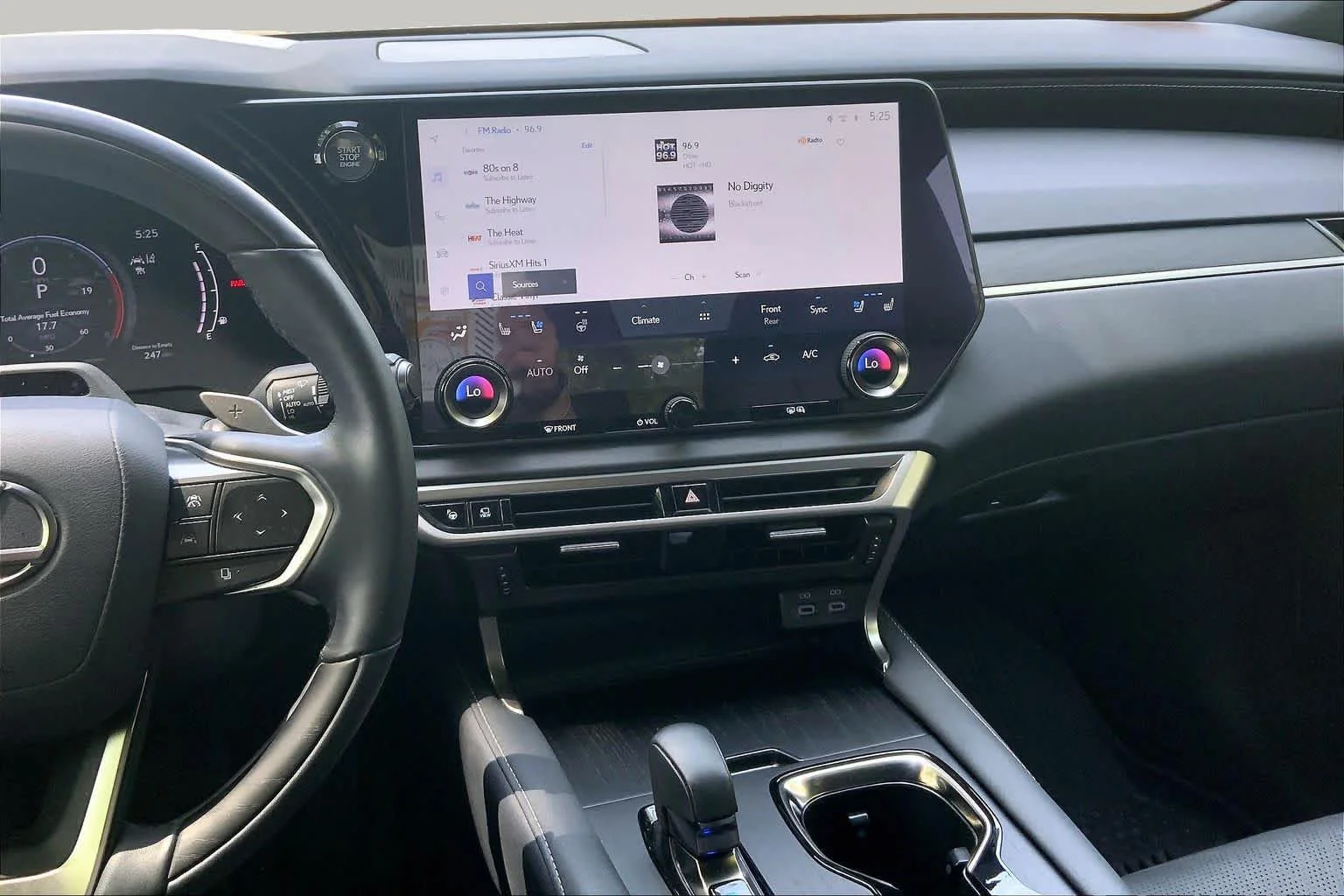 Used 2023 Eminent White Pearl Lexus Premium Plus image 6