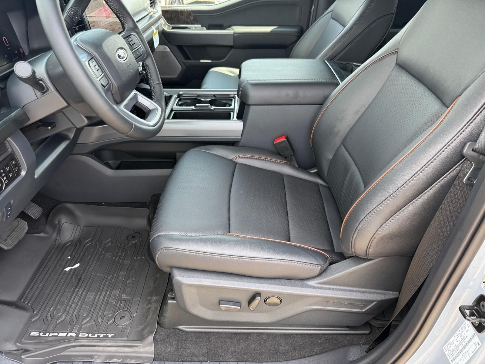 New 2026 Glacier Gray Metallic Tri-Coat Ford F-350® Lariat® image 10