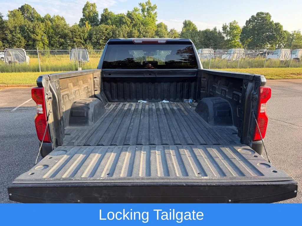 Used 2019 SHADOW GRAY METALLIC Chevrolet Custom image 15
