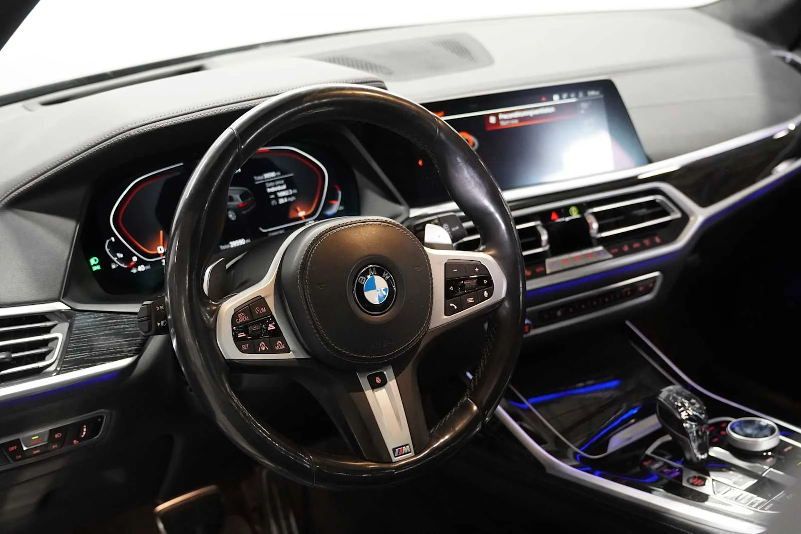 Used 2022 Carbon Black Metallic BMW M50i image 11