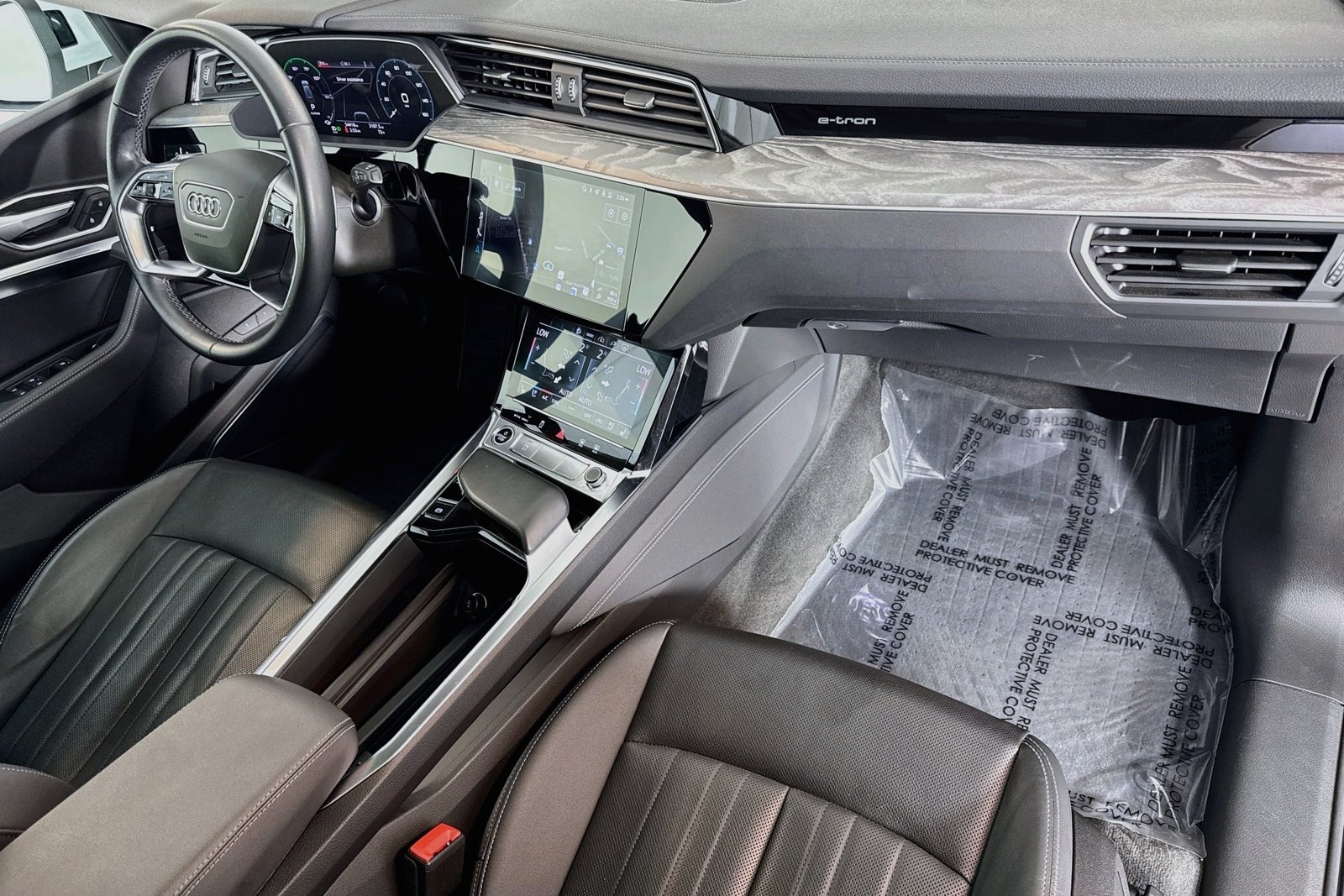 Used 2022 White Audi Premium Plus image 28