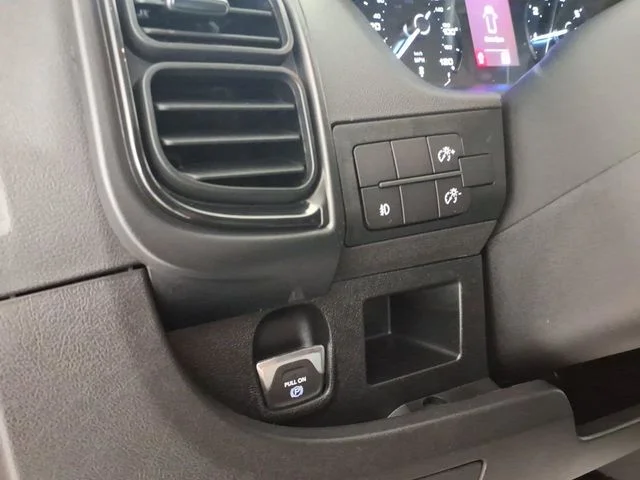 Used 2025 Red Ram High Roof image 13