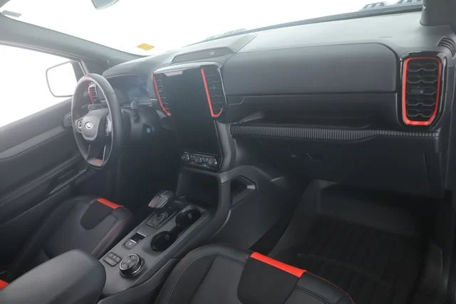 Used 2025 Gray Ford Raptor image 31