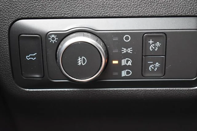 Used 2022 Gray Ford Outer Banks image 26