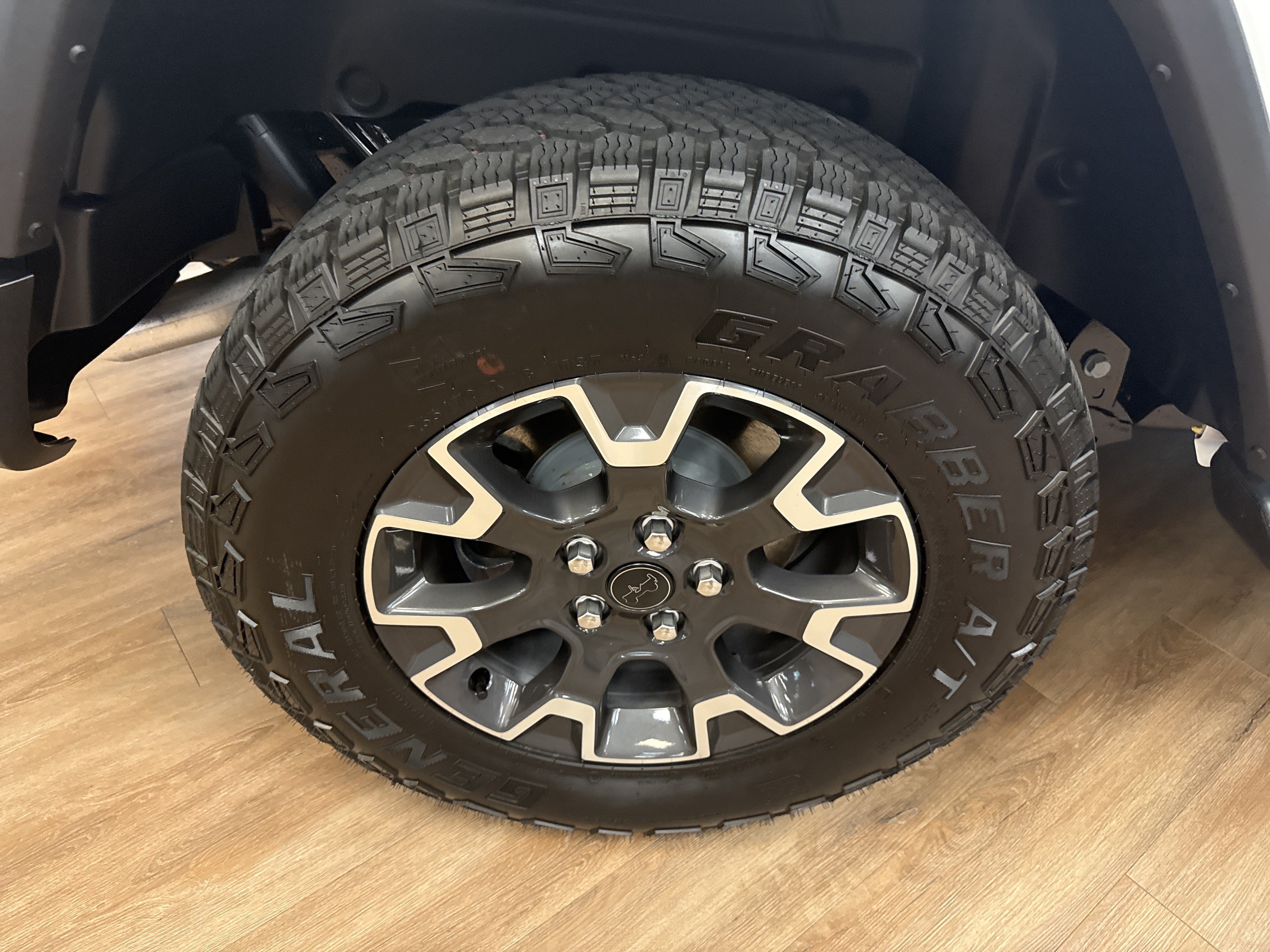 New 2026 Bright White Clearcoat Jeep Sahara image 22