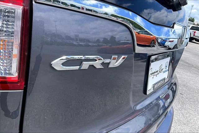 Used 2016 Gray Honda SE image 25