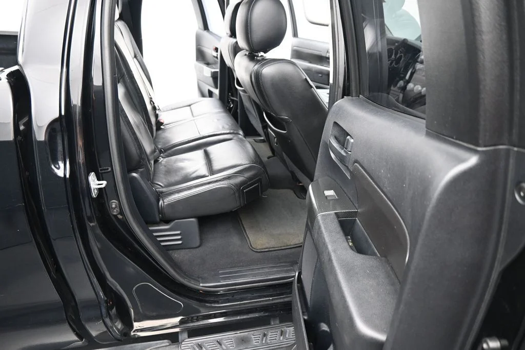 Used 2010 Black Toyota Grade image 22