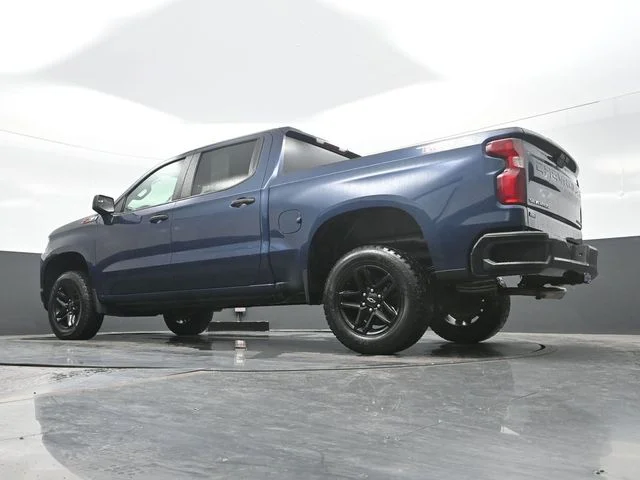 Used 2021 Blue Chevrolet Custom Trail Boss image 19