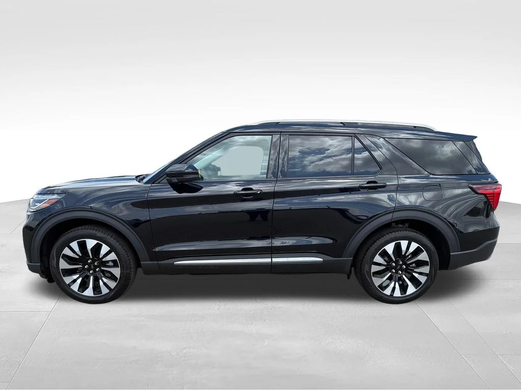 New 2026 Black Ford Platinum image 4