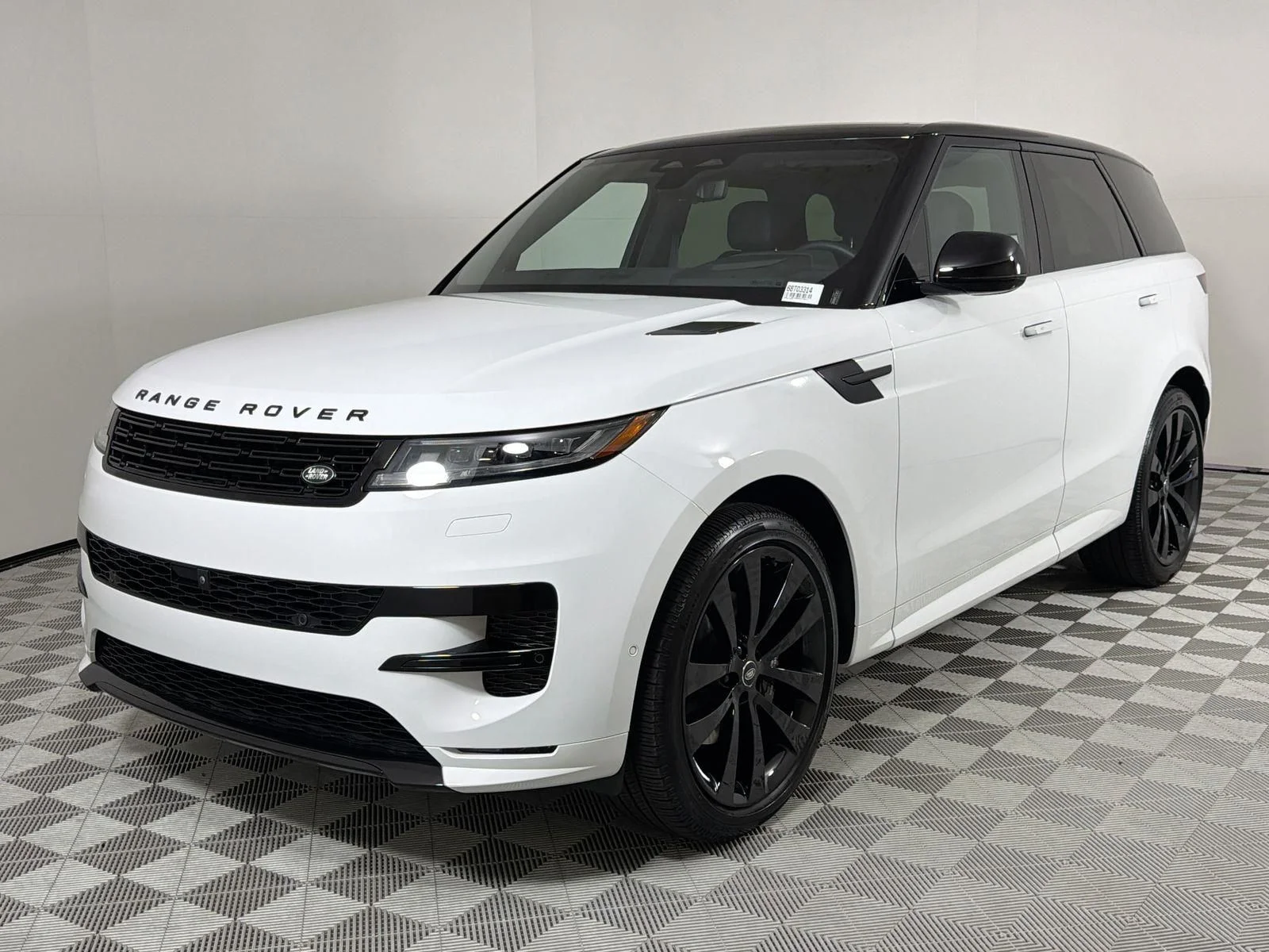 2025 Land Rover Range Rover Sport P400 MHEV Dynamic SE's photo