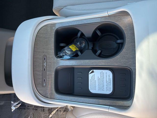 New 2026 Creamy White Pearl Hyundai SEL AWD image 27