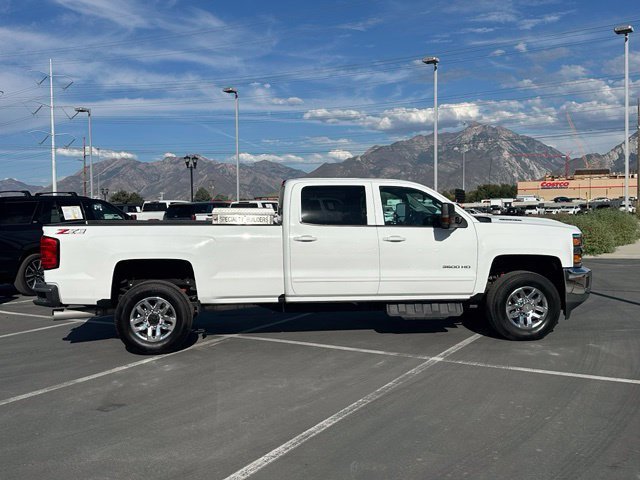 Certified Used 2019 SUMMIT WHITE Chevrolet LT image 8