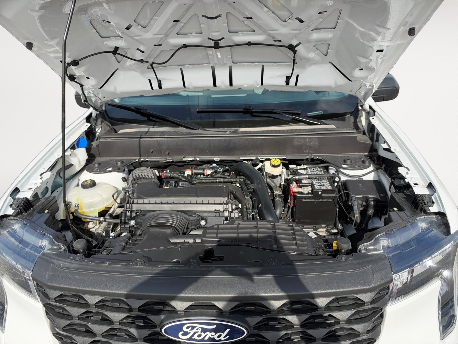 Used 2026 Oxford White Ford XLT image 21