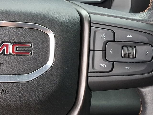 Used 2022 Black GMC AT4 image 23