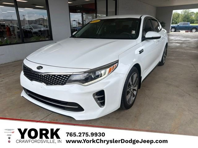 Used 2016 White Kia SX image 1