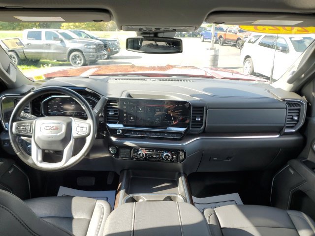 Used 2025 Red GMC SLT image 17