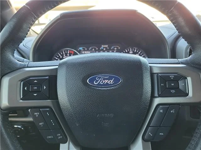 Used 2021 Magnetic Metallic Ford XLT 4x4 image 17